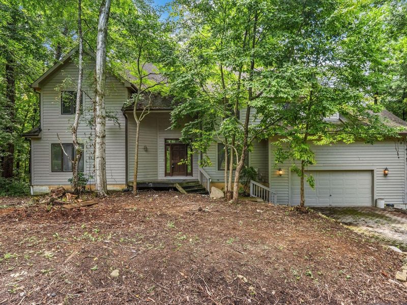 5050 Forest Trail, Columbus, OH 43230 Photo 2