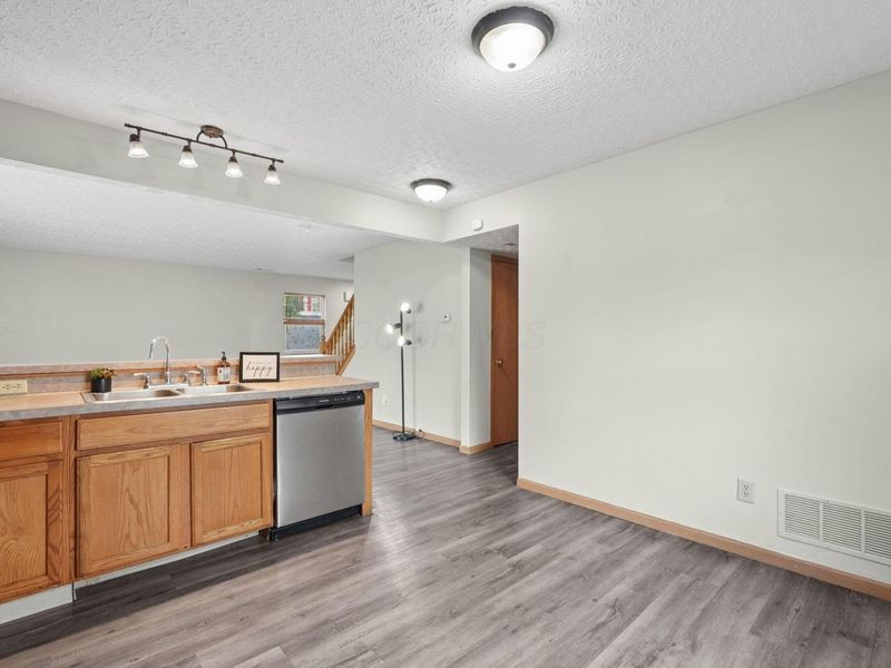 6216 Kensington Glen Drive, Canal Winchester, OH 43110 Photo 13