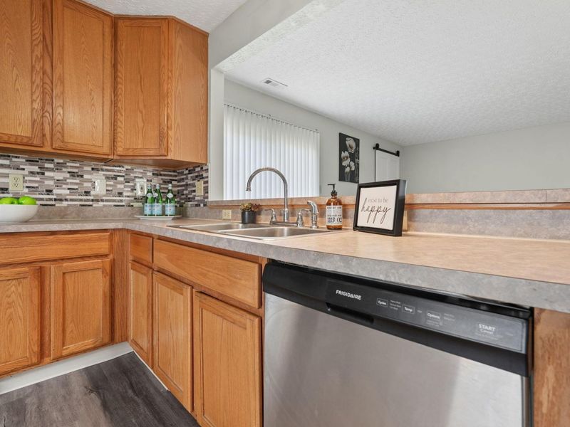 6216 Kensington Glen Drive, Canal Winchester, OH 43110 Photo 14