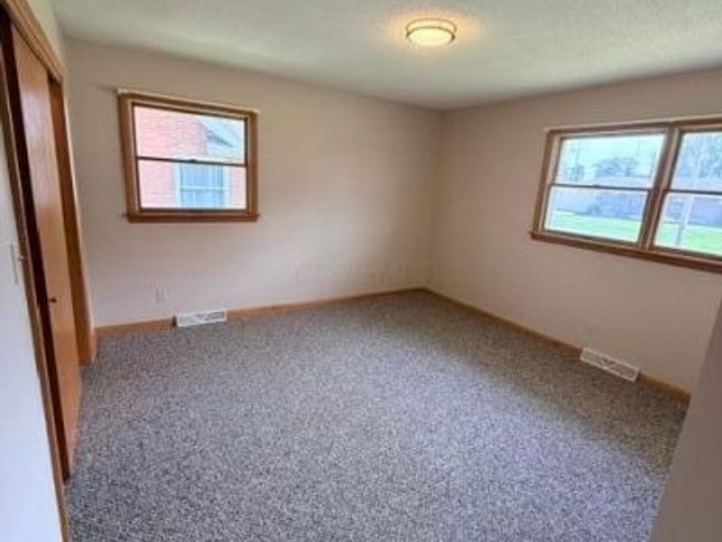 958 Shaw Drive, Newark, OH 43055 Photo 9
