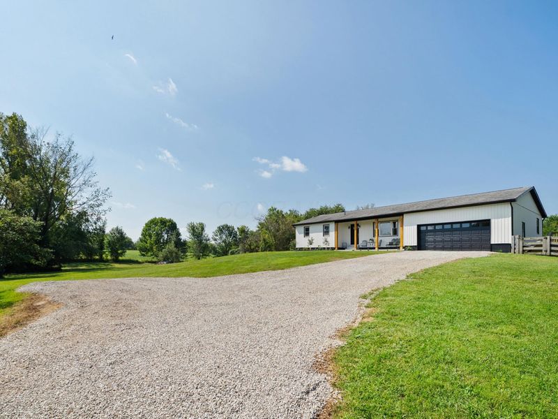 5195 Barr Road SW, Amanda, OH 43102 Photo 6