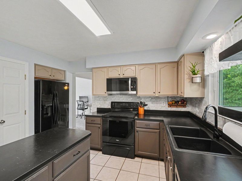 42 Harness Lane, Florence, KY 41042 Photo 6