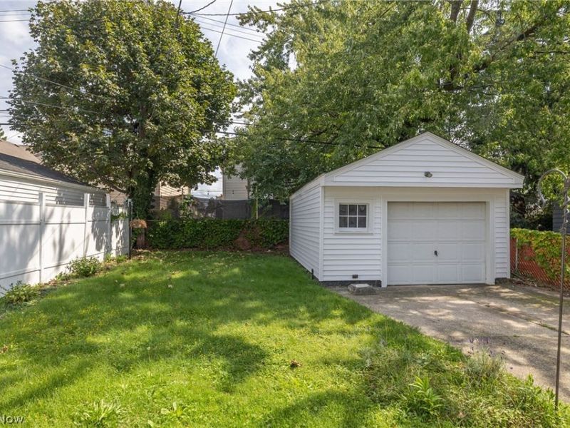 3481 W 118th Street, Cleveland, OH 44111 Photo 4