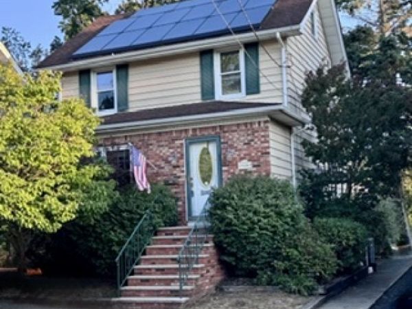 418 Locust Ave, Garwood, NJ 07027