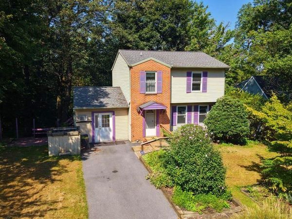 12 PICNIC WOODS CIRCLE, LITITZ, PA 17543