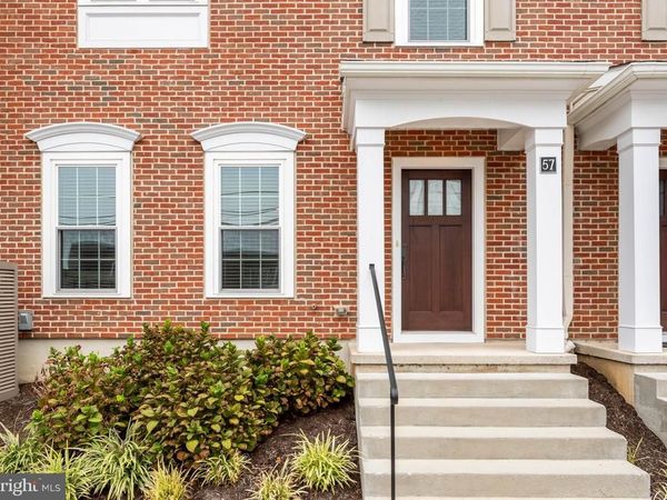 57 VILLAGE SQUARE, PAOLI, PA 19301