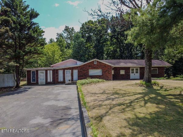 970 E Highway 39, Englewood, TN 37329