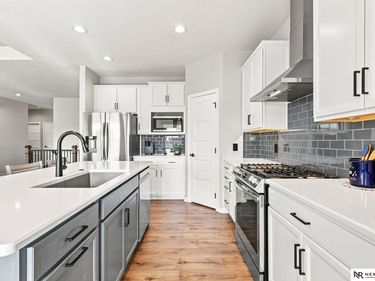 8014 N 167th Avenue, Bennington, NE 68007