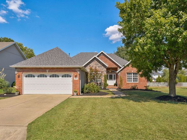 343 E Grace Street, Republic, MO 65738