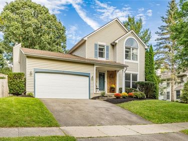 43 Erie Crescent, Fairport, NY 14450