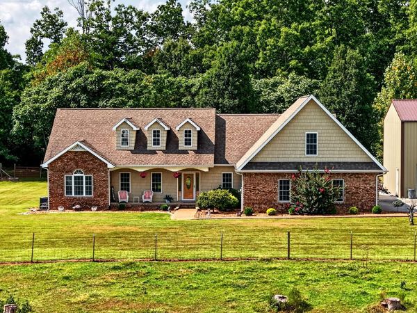 1095 Flat Rock Road, Sparta, TN 38583