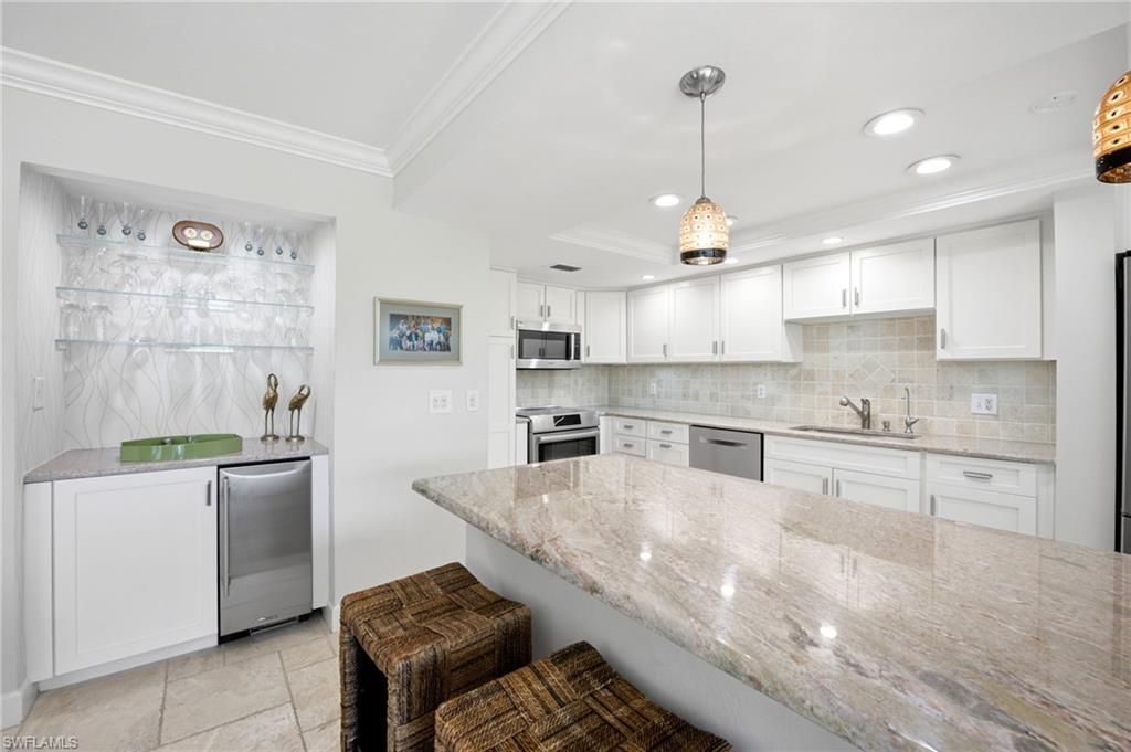 614 Wildwood Ln, Unit 614, Naples, FL 34105 Photo