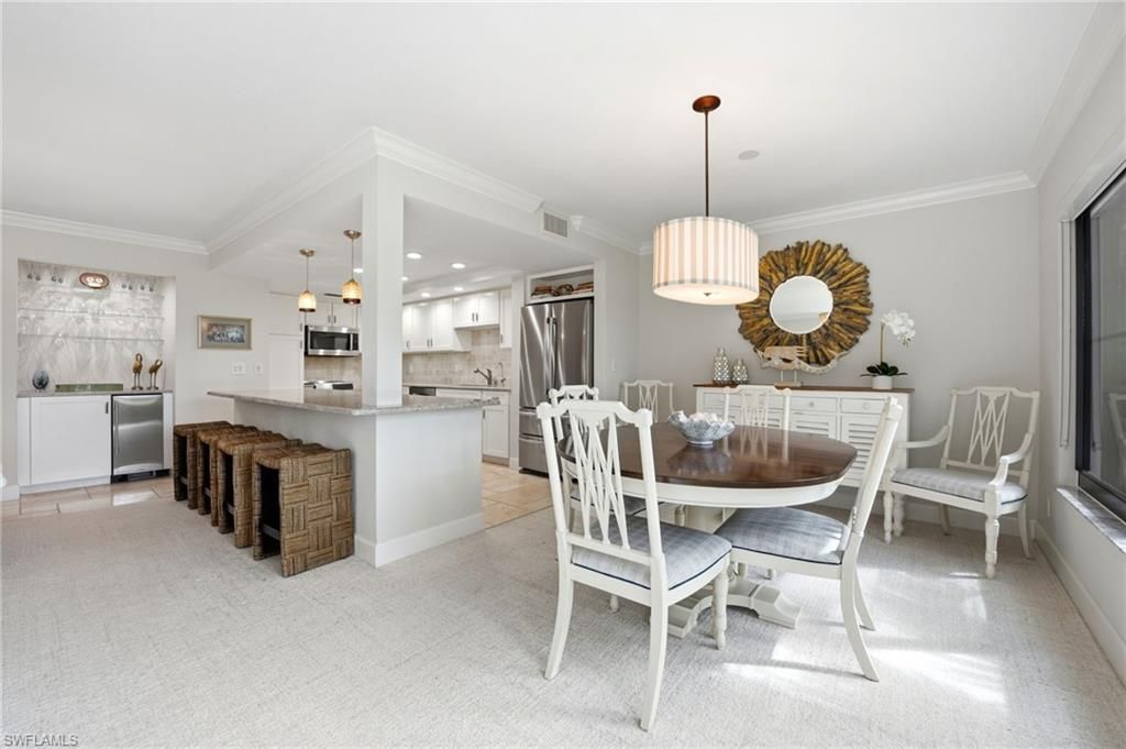 614 Wildwood Ln, Unit 614, Naples, FL 34105 Photo
