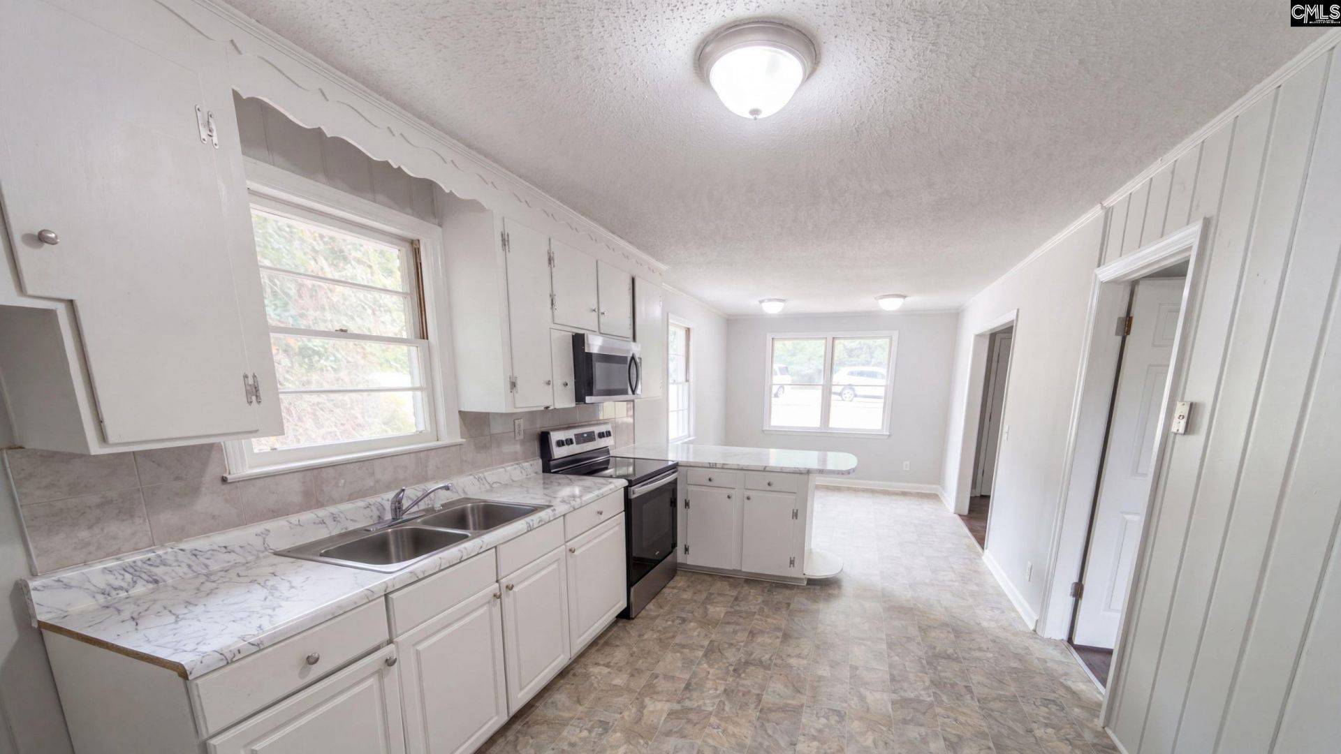 840 Decatur Street Photo 5