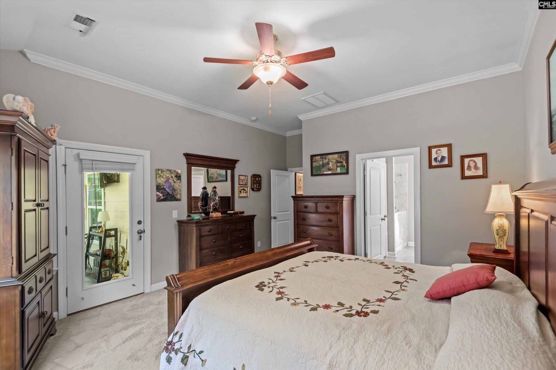 140 Fitzwarin Court Photo 17