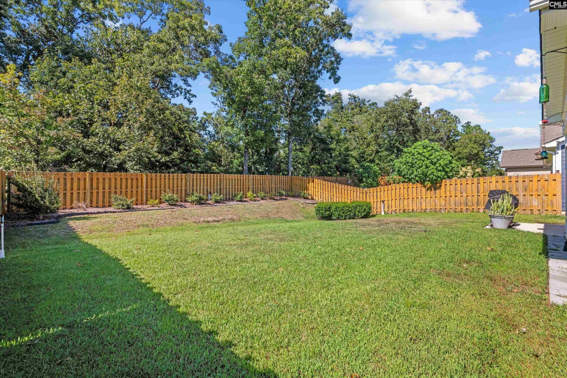 140 Fitzwarin Court Photo 31
