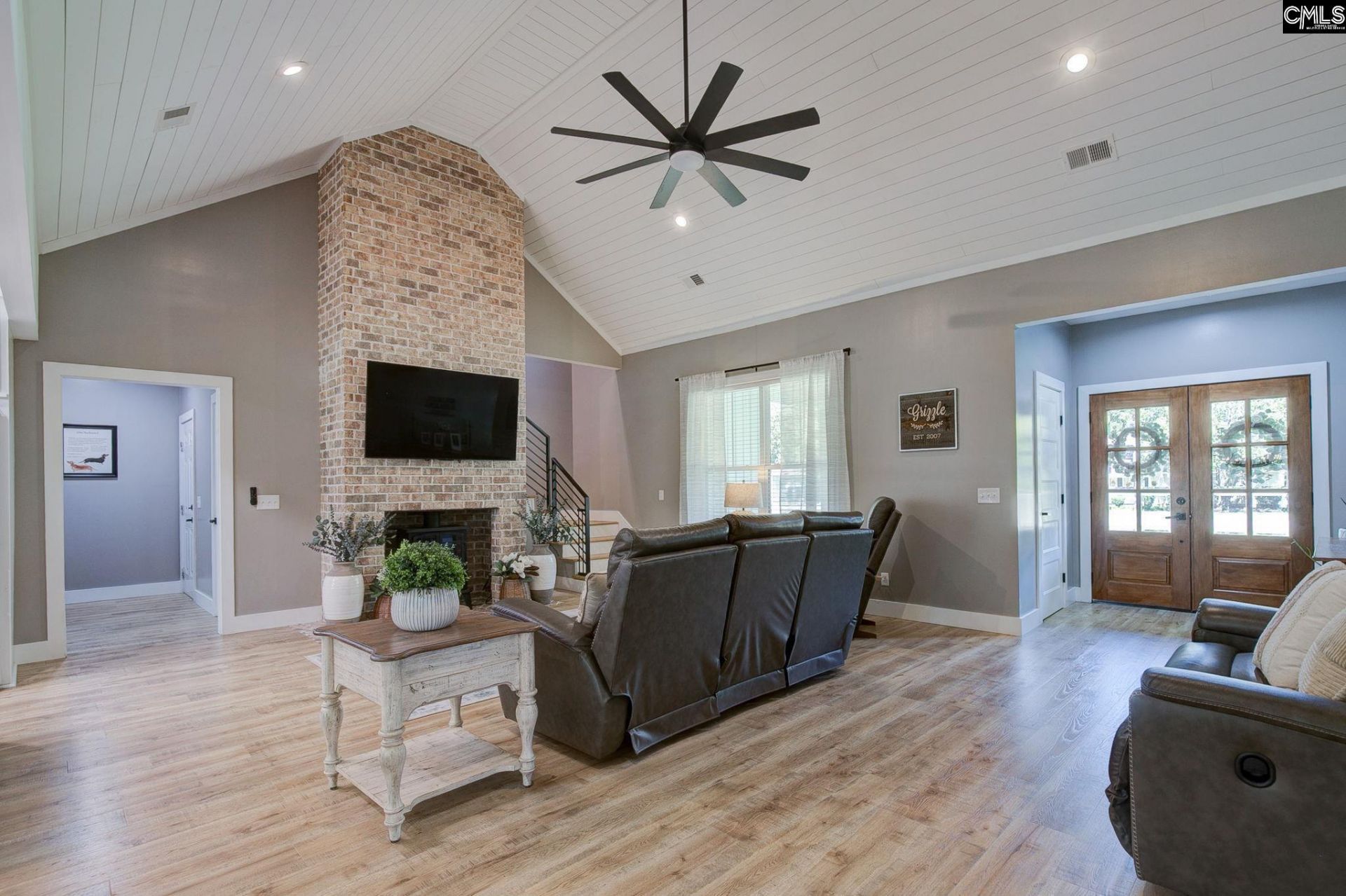 787 White Pines Drive Photo 13