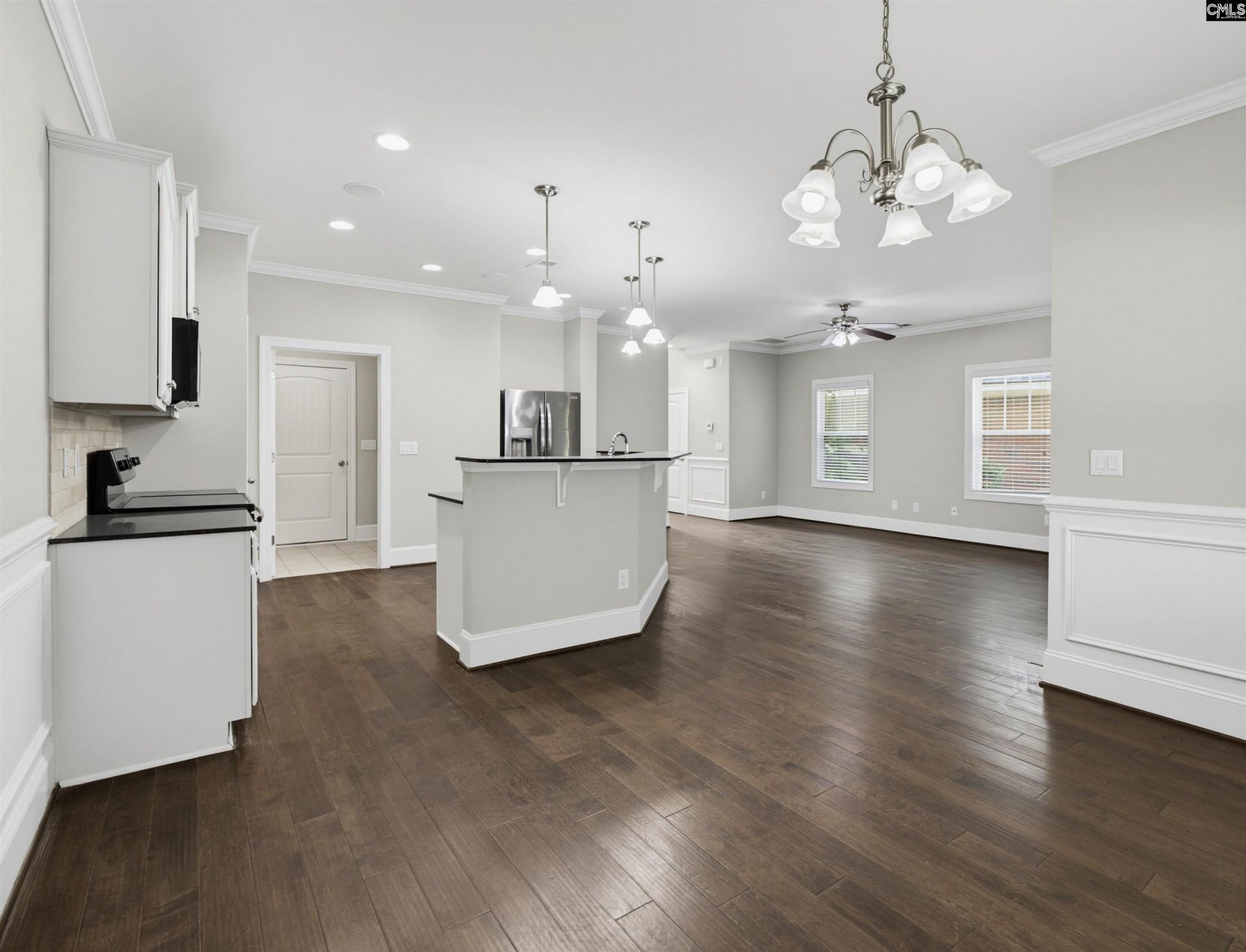 142 Regency Place Photo 17