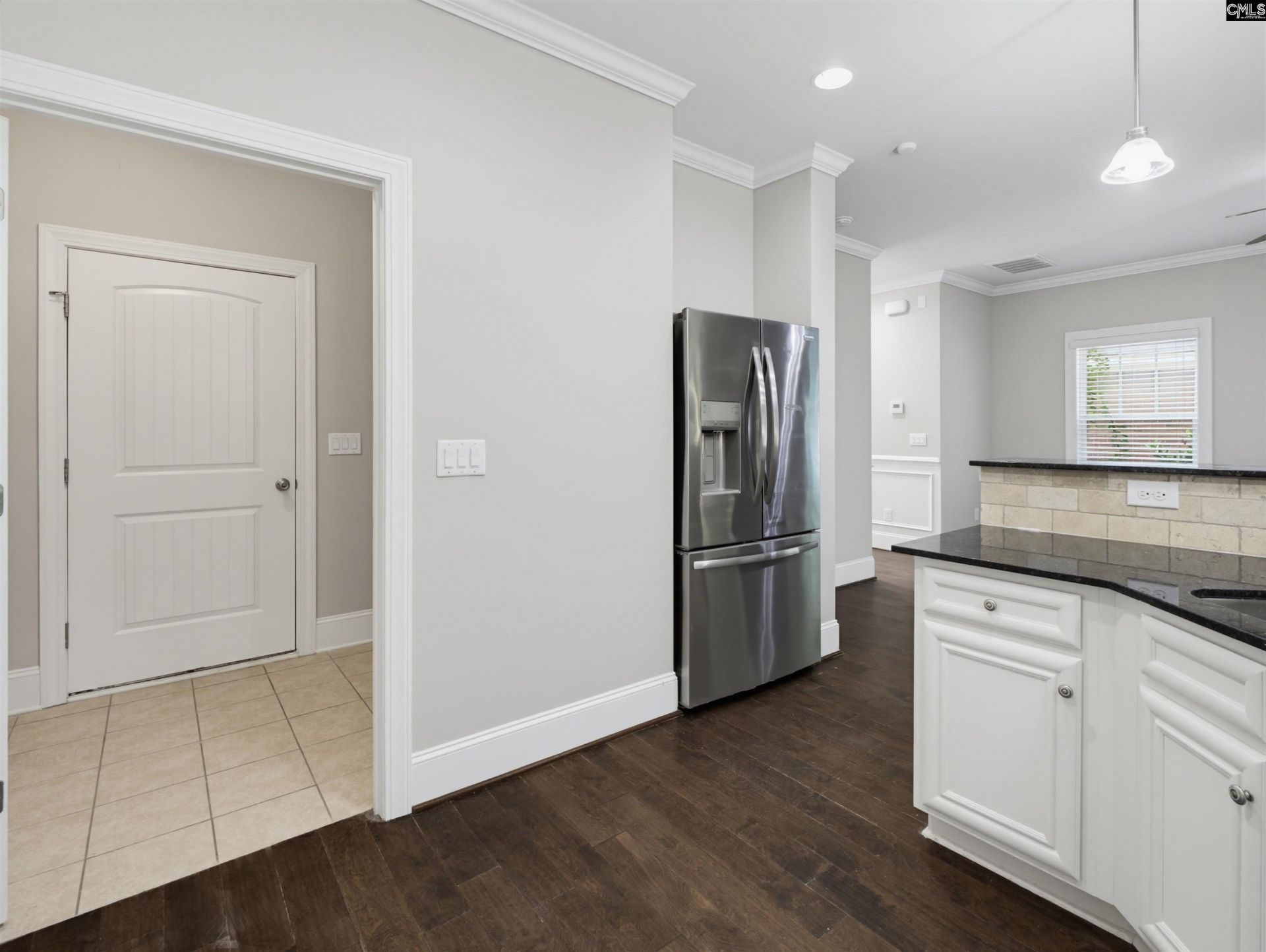 142 Regency Place Photo 22