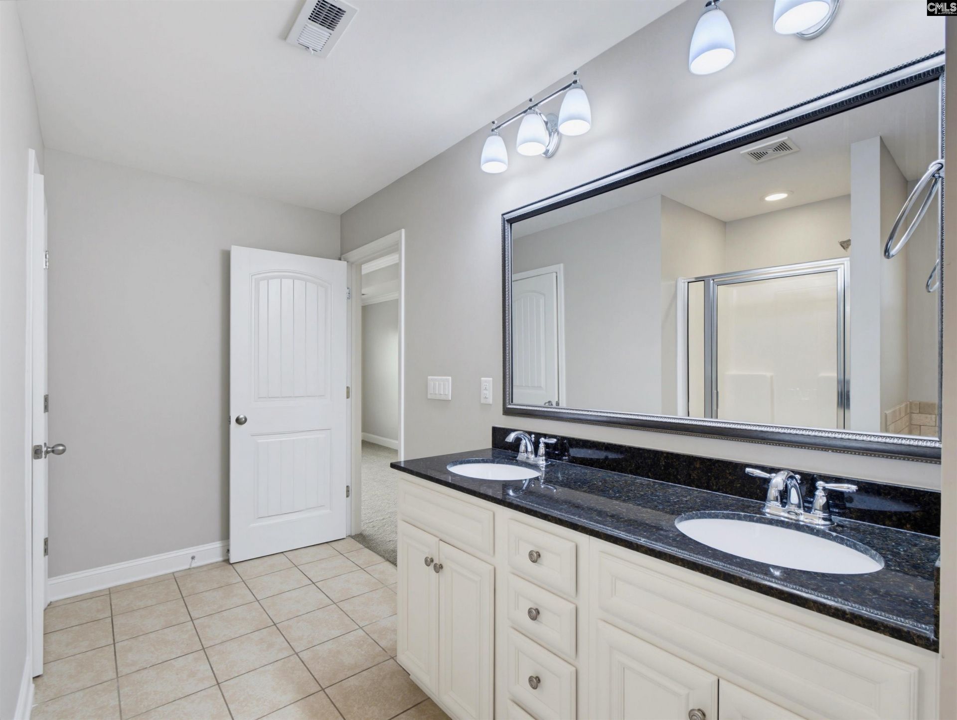 142 Regency Place Photo 26