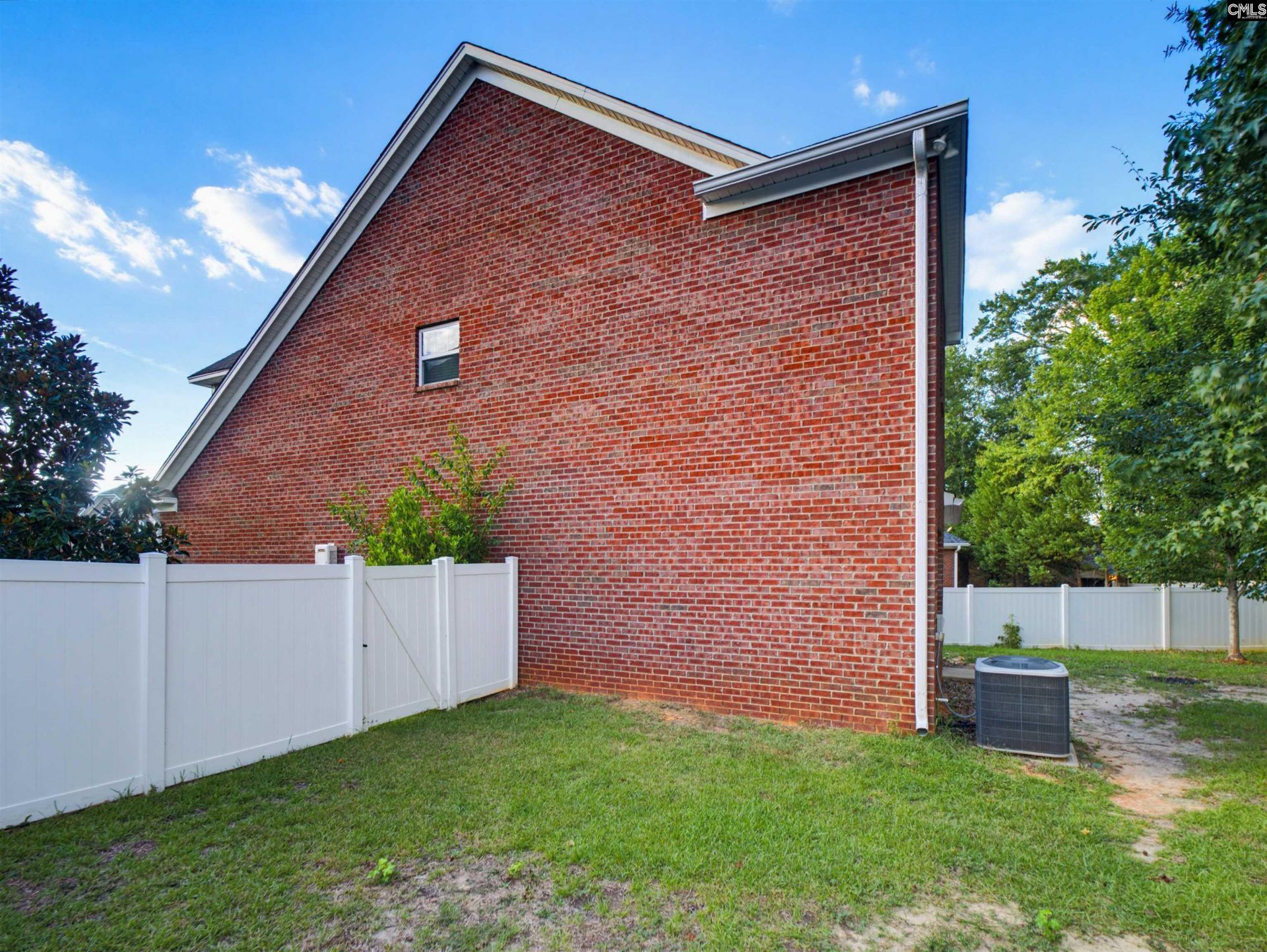142 Regency Place Photo 55