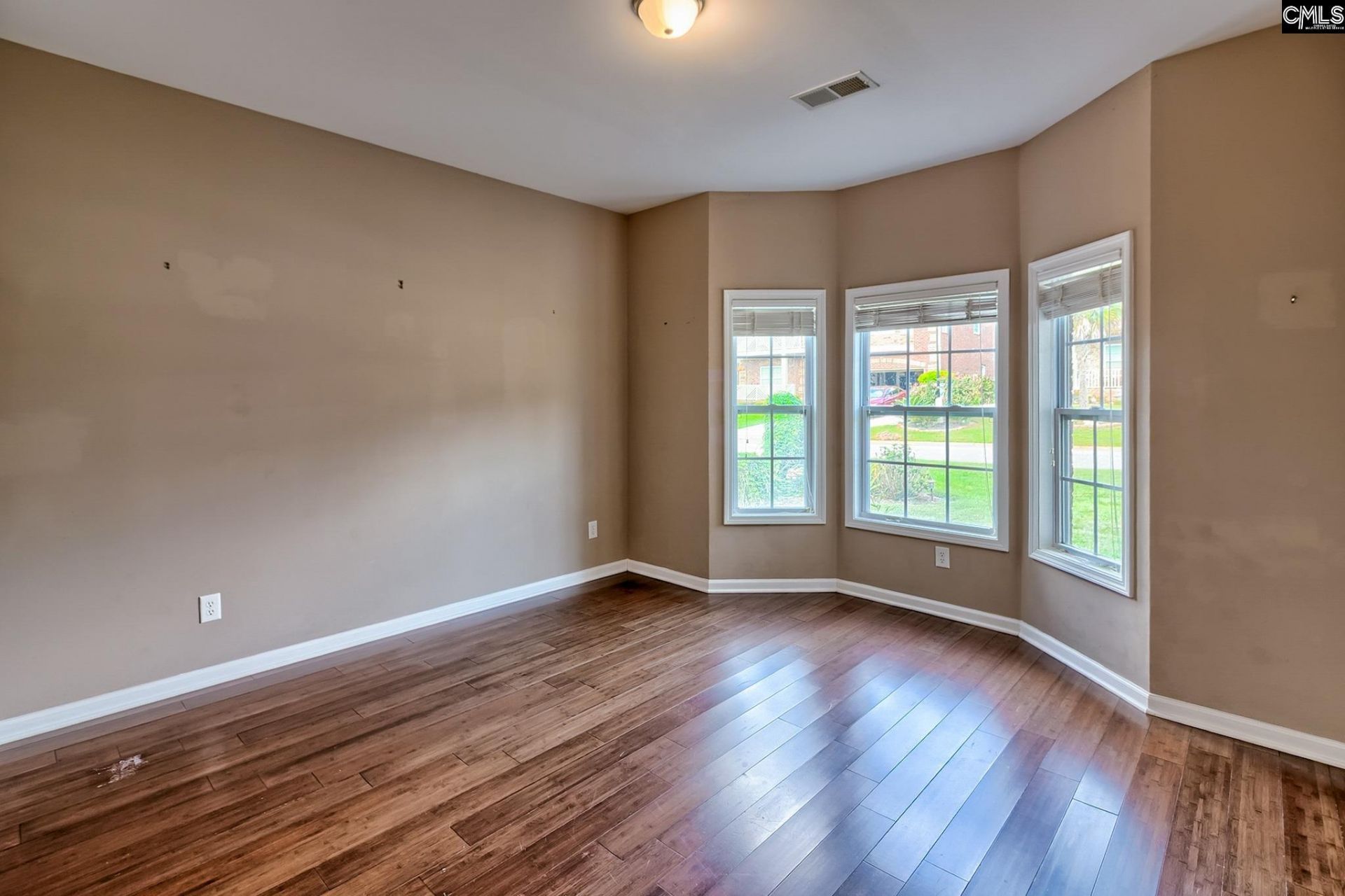 246 Woodmill Circle Photo 9