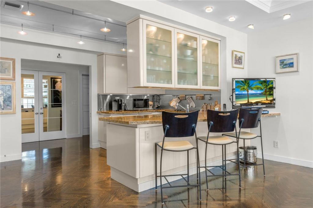 250 Ocean Road, Unit 2D, Indian River Shores, FL 32963 Photo