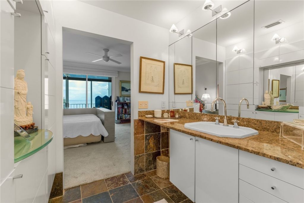 250 Ocean Road, Unit 2D, Indian River Shores, FL 32963 Photo