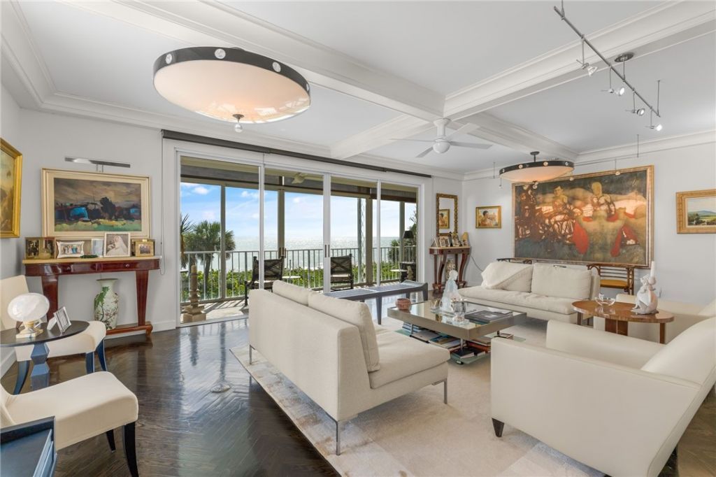 250 Ocean Road, Unit 2D, Indian River Shores, FL 32963 Photo
