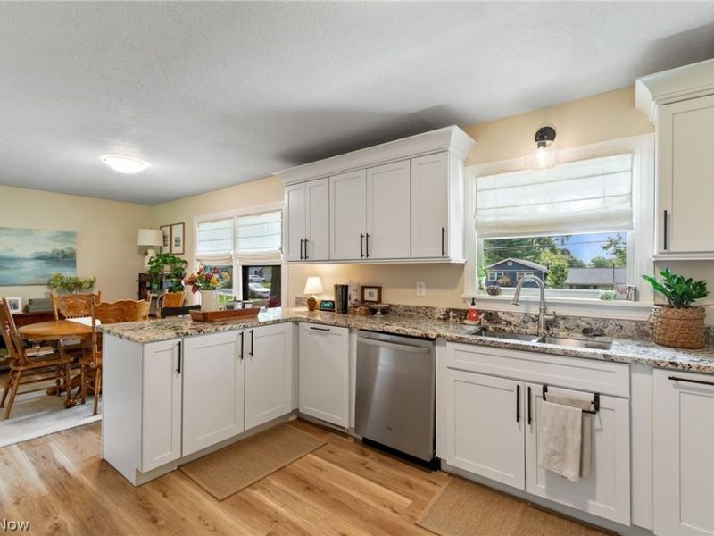 195 Westview Avenue, Wadsworth, OH 44281 Photo 3