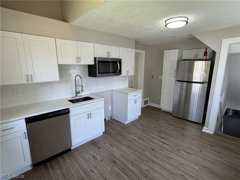 5546 Dalewood Avenue, Maple Heights, OH 44137 Photo 8