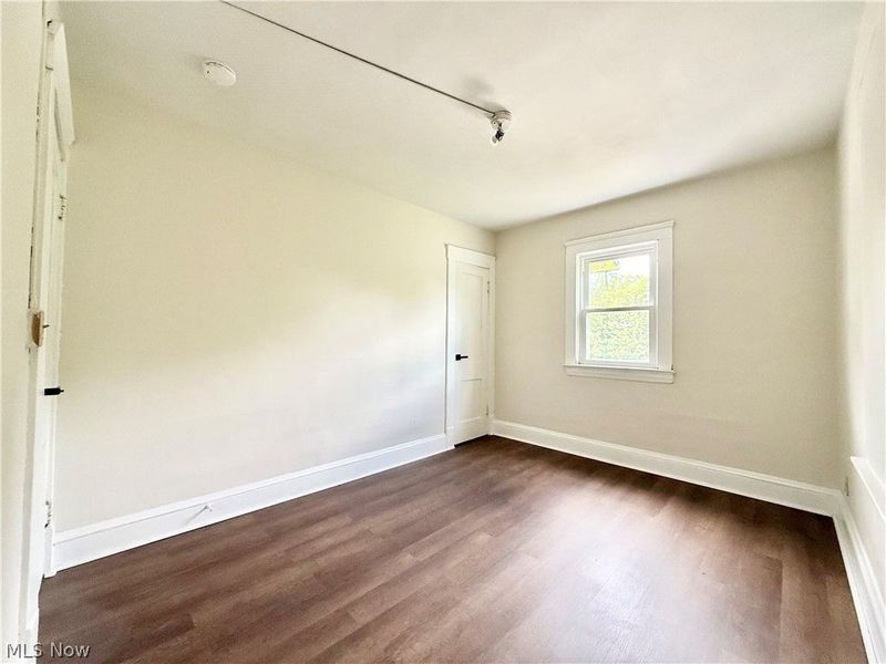9617 Mount Auburn Avenue, Cleveland, OH 44104 Photo 20