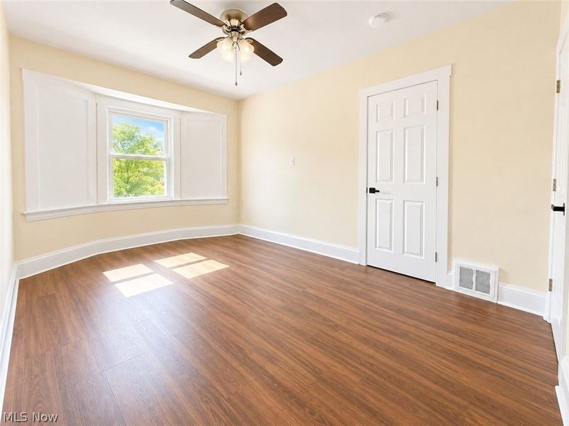 9617 Mount Auburn Avenue, Cleveland, OH 44104 Photo 23