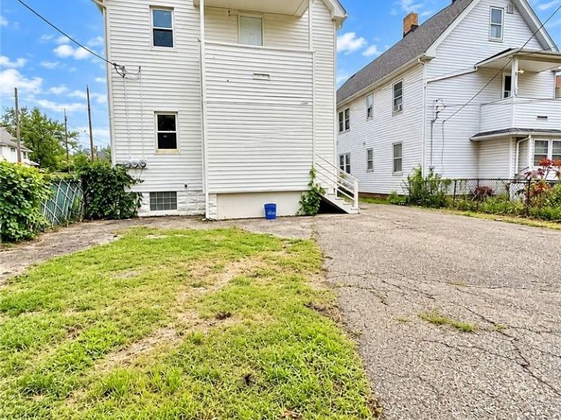 9617 Mount Auburn Avenue, Cleveland, OH 44104 Photo 31