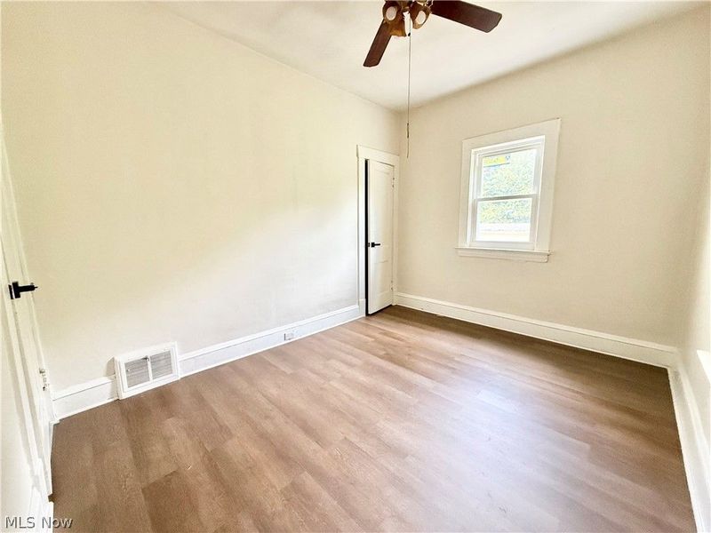 9617 Mount Auburn Avenue, Cleveland, OH 44104 Photo 9