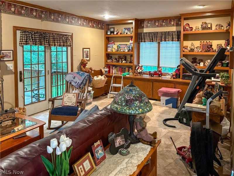 513 Park Ridge Drive, Munroe Falls, OH 44262 Photo 3
