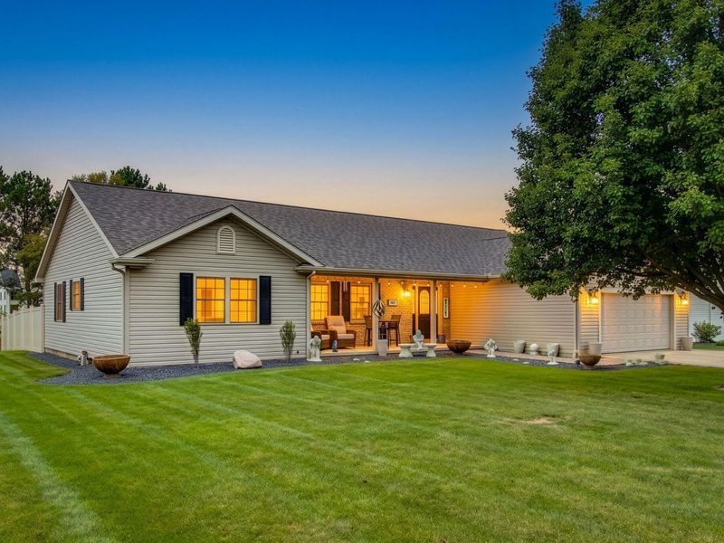1417 Apache Trail, Wapakoneta, OH 45895 Photo 1