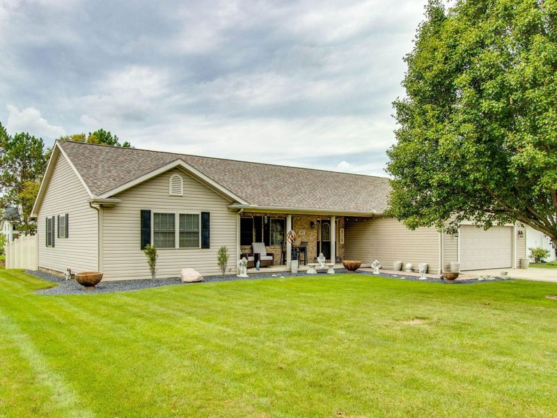 1417 Apache Trail, Wapakoneta, OH 45895 Photo 4