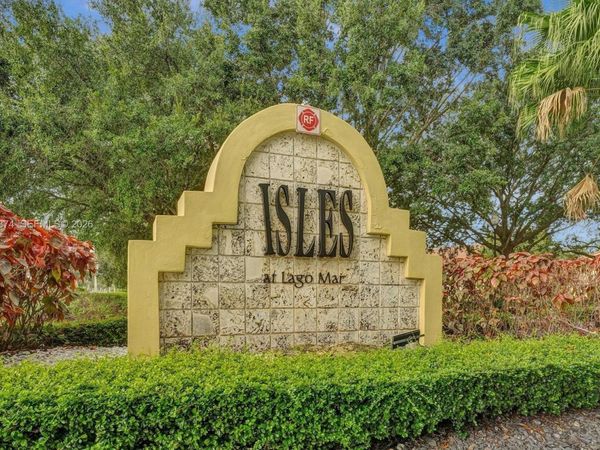 12730 Vista Isles Dr, Unit 823, Sunrise, FL 33325