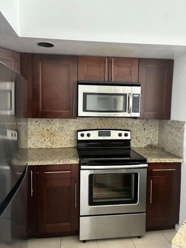 12730 Vista Isles Dr, Unit 823, Sunrise, FL 33325 Photo