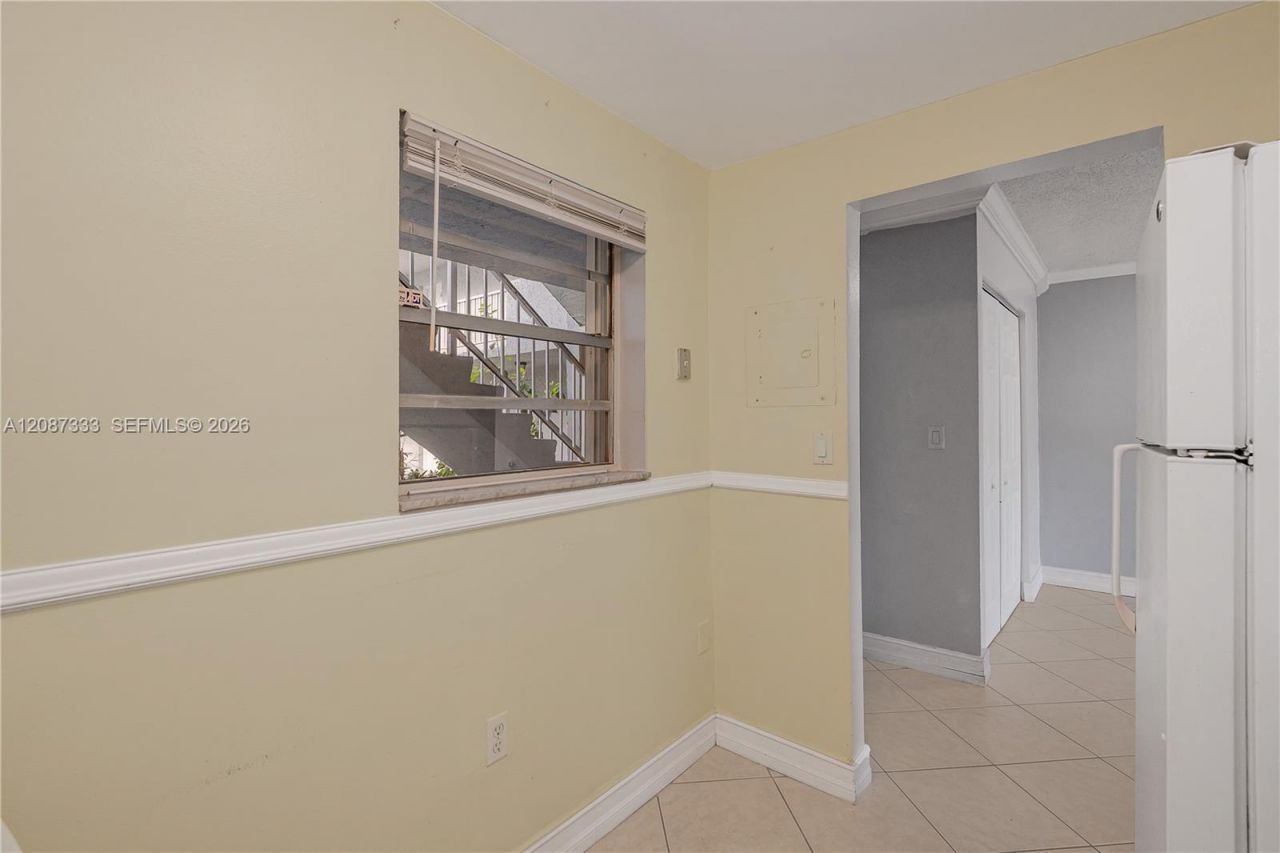 1725 W 60th St, Unit F126, Hialeah, FL 33012 Photo