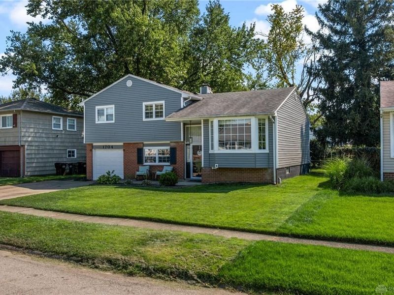 1704 Redbush Avenue, Kettering, OH 45420 Photo 3