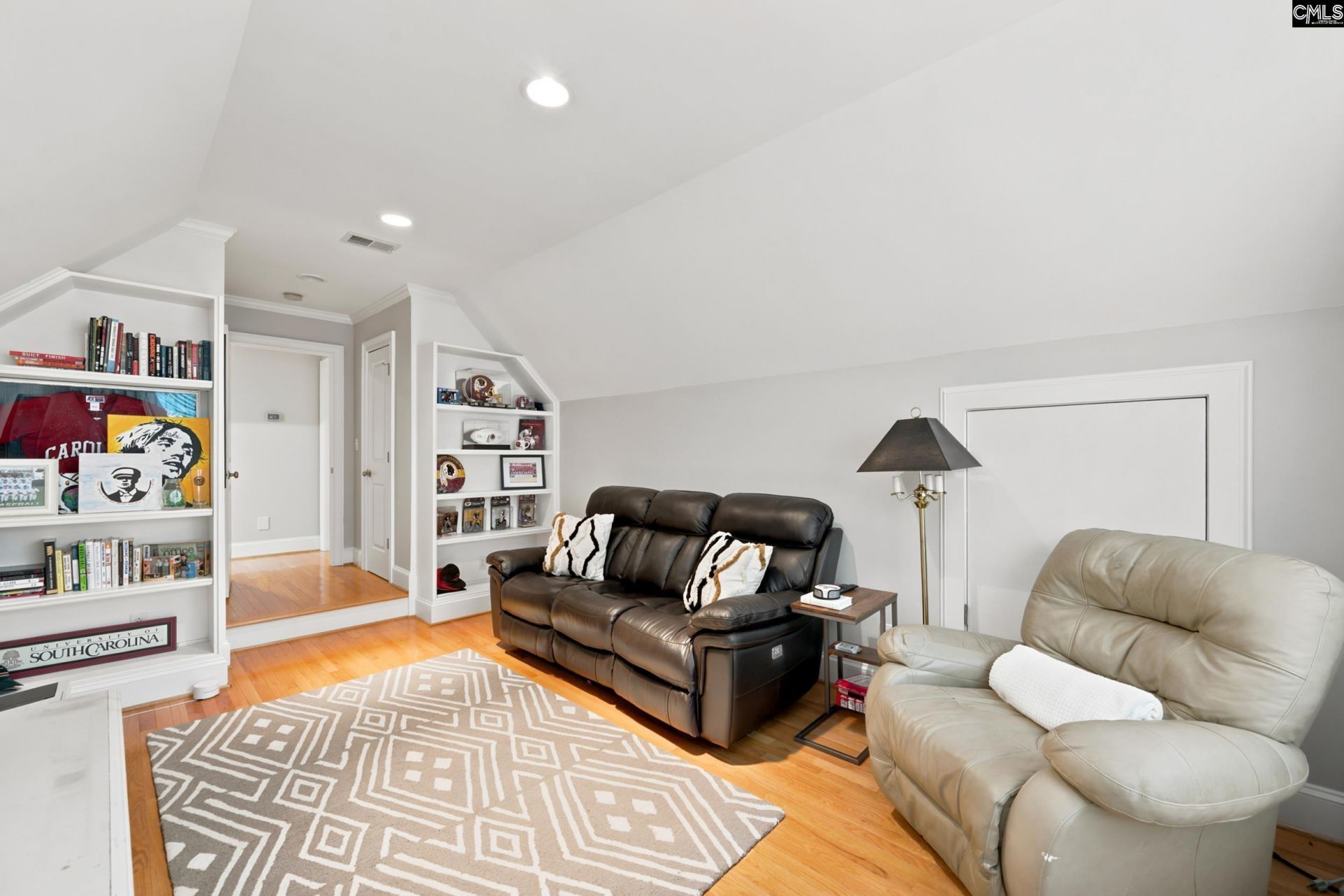 1325 Clearwing Lane Photo 27