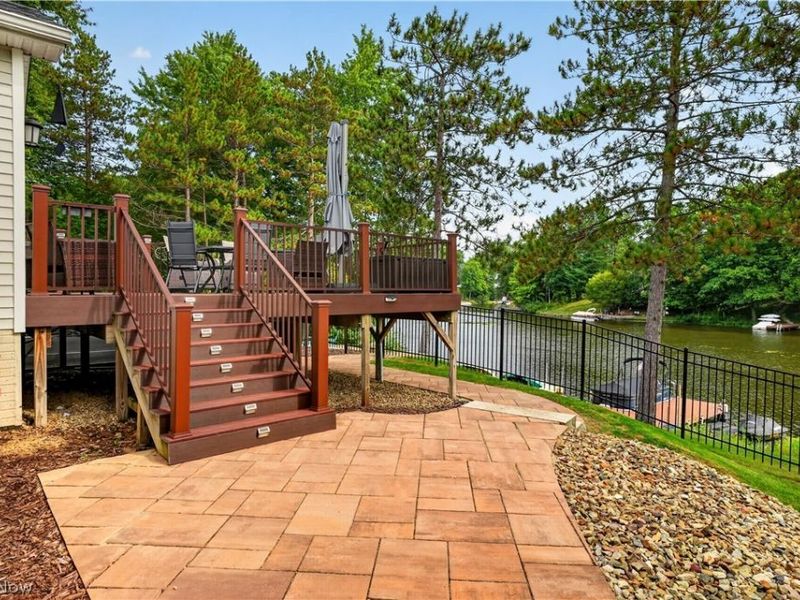 1110 Evening Star Drive, Roaming Shores, OH 44085 Photo 11