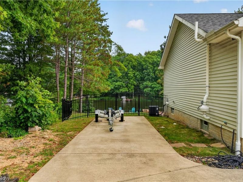 1110 Evening Star Drive, Roaming Shores, OH 44085 Photo 48