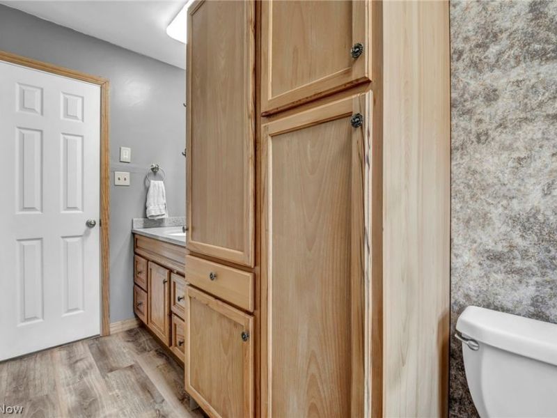 5565 Brentwood Avenue NW, North Canton, OH 44720 Photo 12