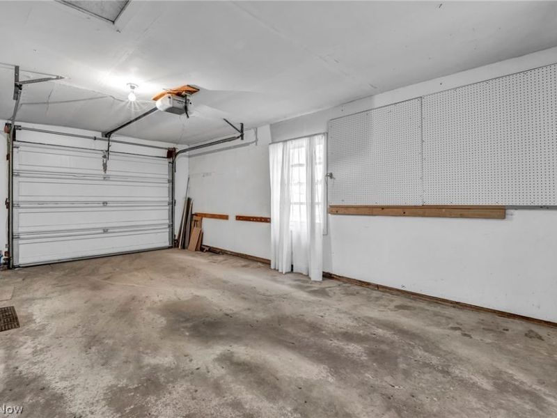 5565 Brentwood Avenue NW, North Canton, OH 44720 Photo 15