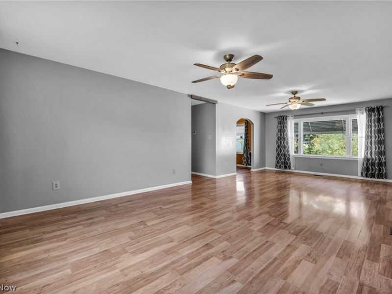 5565 Brentwood Avenue NW, North Canton, OH 44720 Photo 4