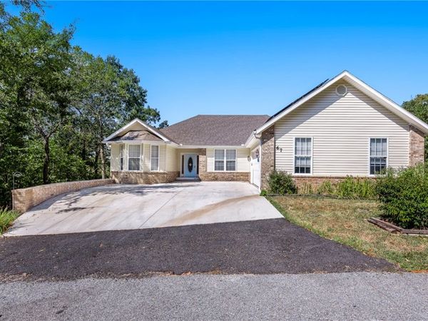 67 Skipton Drive, Bella Vista, AR 72714