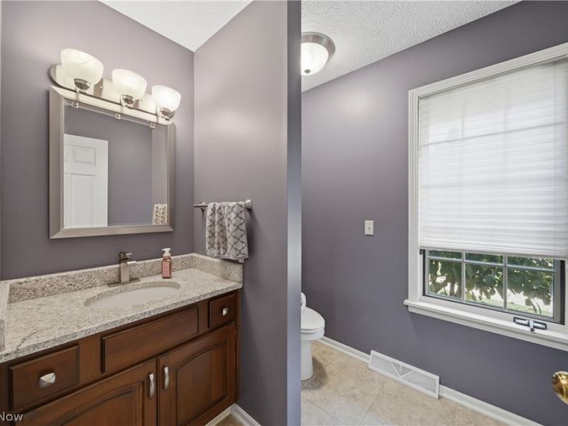 5336 Wood Trail Avenue NE, Canton, OH 44705 Photo 17